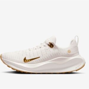 BRAND NEW Women’s Nike Cream/Gold InfinityRN 4 Flyknit Sneakers (fits like 9.5)